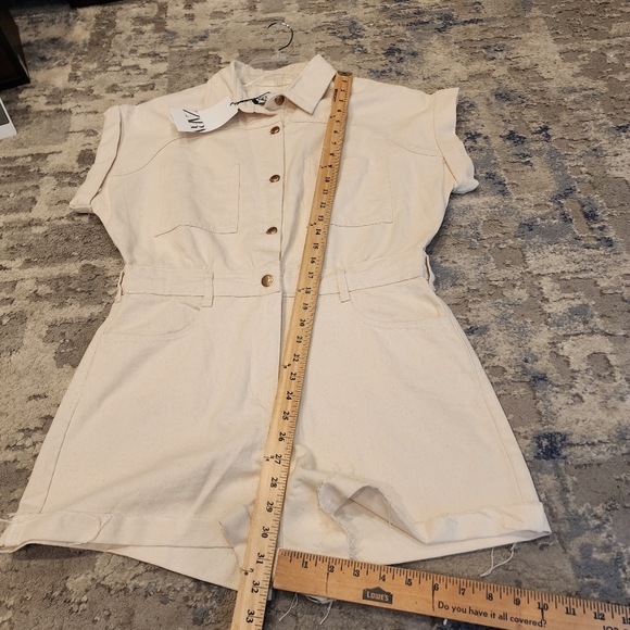 NWT Zara Cream Denim Playsuit Romper Size Large. - Picture 8 of 16